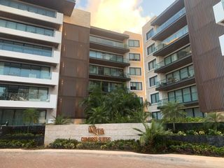Cumbres Suites Penthouse: Tu oasis de lujo en el corazón de Cancún