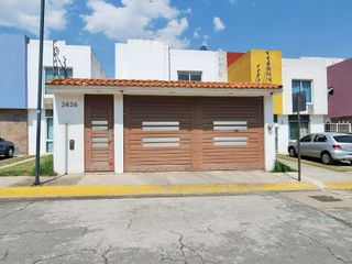 Casa en Renta en Fraccionamiento Bonanza, Metepec