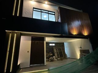 CASA EN VENTA LOMAS DE ANGELÓPOLIS, PUEBLA