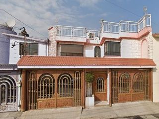 VENTA DE CASA EN COACALCO DE BERRIOZABAL COL. BOSQUES DEL VALLE