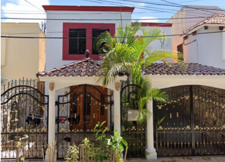 HERMOSA CASA EN REMATE EN CANCUN QUINTANA ROO