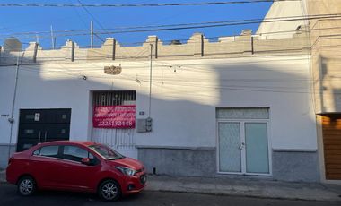 PROPIEDAD EN VENTA CENTRICA, CON DOS CASAS, IDEAL PARA INVERSIONISTAS