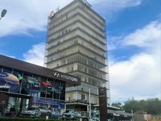 Renta de oficinas corporativas con acabados en Providencia, frente a Country Club, sobre Av. Américas, 436m2, Nivel 2