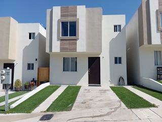 Renta casa en Viñas del Mar Tijuana Fracc nuevo privado muy seguro.