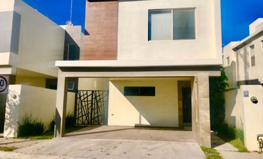 CASA EN VENTA AL NORTE SALTILLO FRACCIONAMIENTO PRIVADO LENNA