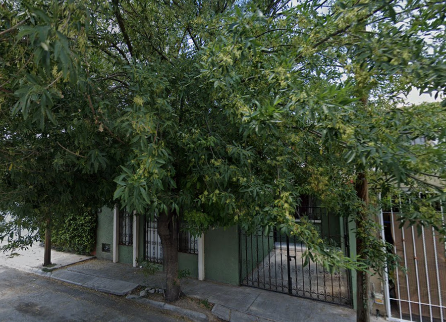 CASA EN VENTA ESCUDOS JARDINES COLONIALES SALTILLO COAHUILA