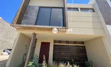 Casa en Venta en Santa Anita, Tlajomulco de Zúñiga, Jalisco