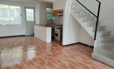 Casa en venta a 6 minutos del Parque Toluca 2000, $750,000 Acepto Credito Bancario o recurso propio