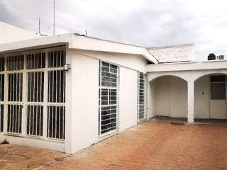 Casa COMERCIAL EN RENTA, Colonia Andrade, Leon, Guanajuato