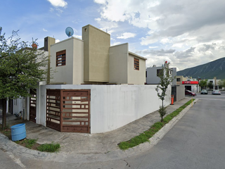 Casa frente a Fraccionamiento Miravista General de Escobedo Nuevo Leon Remate Bancario