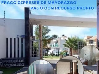 CASA EN REMATE  FRACC CIPRESES DE MAYORZGO