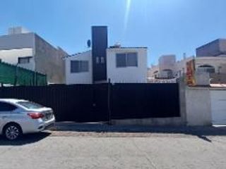 Casa en venta en Milenio Querétaro con Alberca