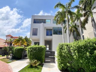 Villa de lujo en venta en Isla Dorada, Cancún
