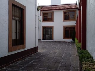 Casa en Condominio en venta, a dos calles de Miguel Ángel de Quevedo.  Y a 5 min. Plaza Oasis