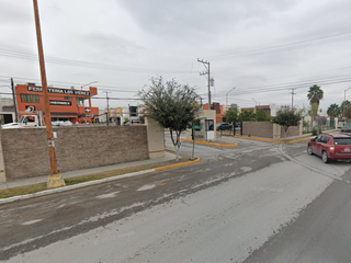 Casa en venta en Col. Hacienda las fuentes, Reynosa, Tamaulipas., ¡Compra directamente con los Bancos!