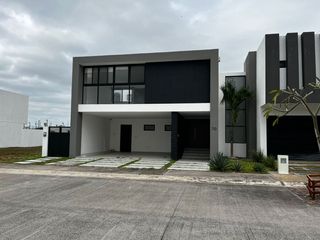 Casa en Venta en  Fracc. Punta Tiburón, Alvarado, Ver