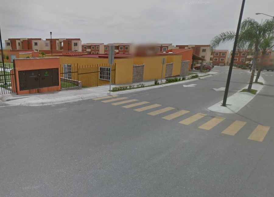 VVV VENTA DE CASA EN CALLE PRIVADA RIO NEGRO CAMPO VERDE TEMIXCO