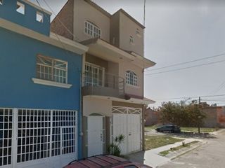 Casa en venta con gran plusvalía de remate dentro de Alondra, Pinar de Las Palomas, Tonalá, Jalisco, México