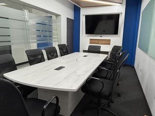 SALA DE JUNTAS EQUIPADA EN AGUASCALIENTES - 10-12 PERSONAS
