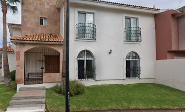 Hermosa casa en venta en Quintas del sol 2da etapa, Chihuahua.