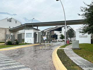 Renta de Casa en Fraccionamiento Privado Espacio Cumbres Sector Conrad Monterrey