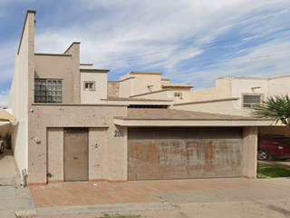 Excelente Oportunidad de Inversion Casa en P.º del Estribo 280, Residencial la Hacienda, Torreón, Coah.