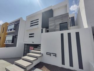 Casa en venta, Colinas Juriquilla Querétaro.