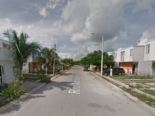 Aproveche Gran Oportunidad De Remate Bancario En Calle Rio Amazonas, Villas Riviera, Playa del Carmen, Quintana Roo