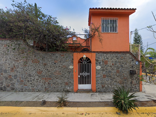 Casa en Burgos de Cuernavaca, Morelos, ¡Compra directa con el Banco, no se aceptan créditos!