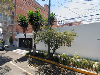 Casa en Col. Independencia, Benito Juárez. Remate Bancario.