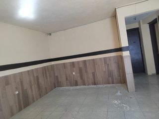 Casa en Venta con Local Comercial en Colonia Mexico San Juan del Rio