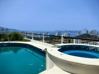 Casa en Venta Lomas de Costa Azul Acapulco
