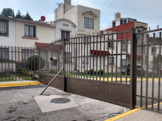 -Casa en Remate Bancario-VALEDESAZ 40 URBI VILLA DEL REY HUEHUETOCA MEXICO