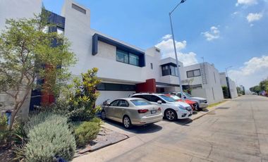 CASA EN CONDOMINIO, EN VENTA. ZONA REAL