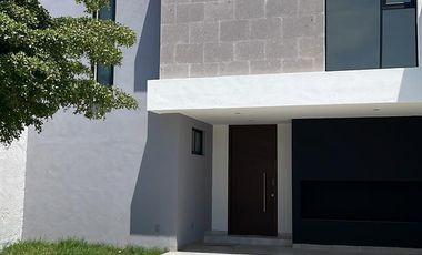 Casa en Venta MAYORAZGO RESIDENCIAL  Zona Sur