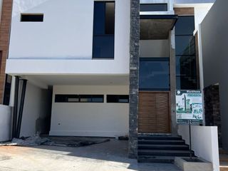 Casa en venta nueva en Sonterra Residencial en Mazatlan