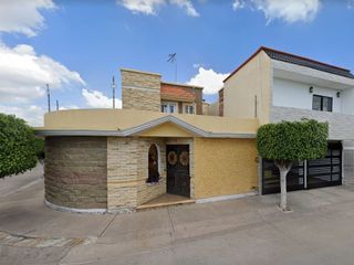 Casa en con gran plusvalía de remate dentro de C. Segunda Priv. Guanajuato 109, Bosque del Valle, 37234 León, Gto., México
