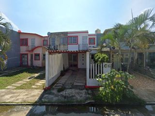 CASA EN VENTA PUERTO ESMERALDA COATZACOALCOS VERACRUZ