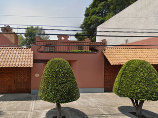 Fabulosa casa en Remate en Del Carmen, Coyoacan