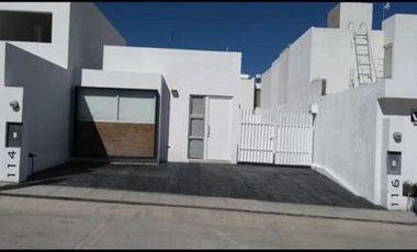 VENTA DE CASA AL PONIENTE EN LA AURORA 1