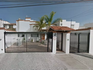 Enorme Y Moderna Casa En Venta En Juriquilla, Querétaro, En Remate Bancario.Fm17