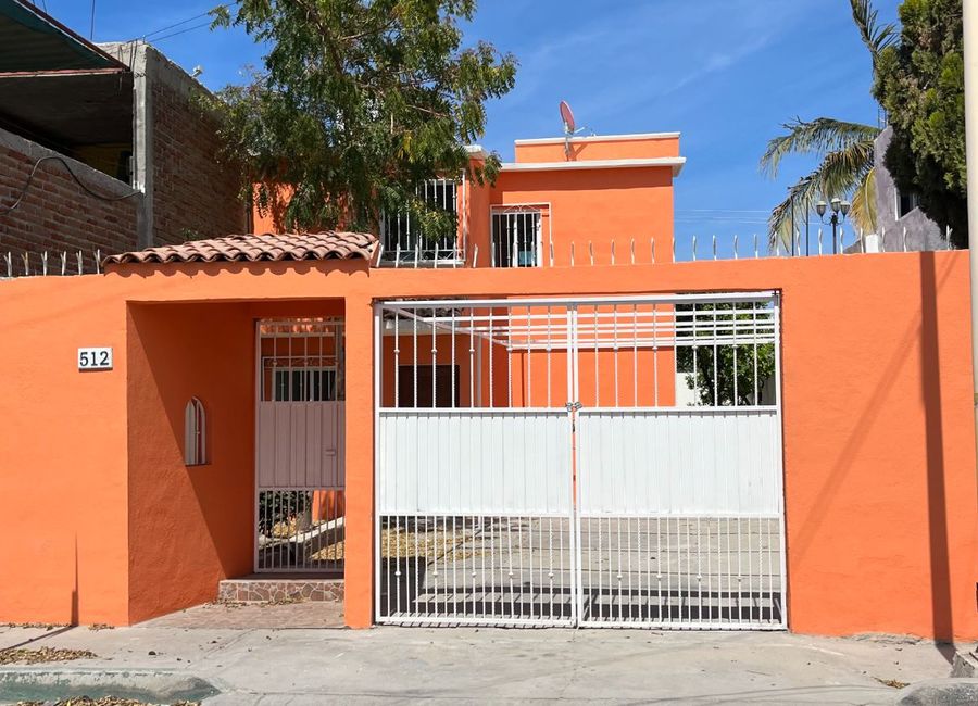 CASA EN VENTA EN LA PAZ BCS, CERCA DE LEY GARZAS
