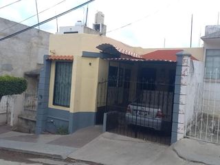 VIVAR CASA EN VENTA