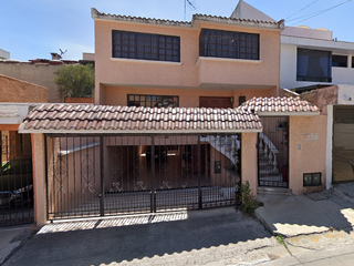 Casa en VENTA, Jardines de Satélite, Naucalpan de Juárez, EDOMEX. CAL