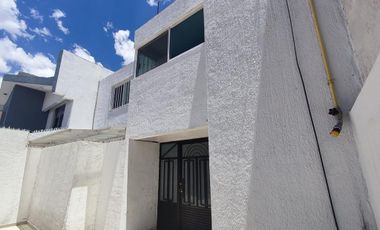 Casa remodelada a unas cuadras de centro historico