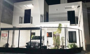 CASA HABITACIÓN PARA USO COMECIAL EN EL CENTRO DE CIUDAD GUZMAN JALISCO