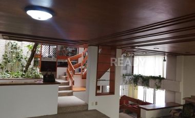 VENTA DE HERMOSA CASA EN SANTIAGO DE QUERETARO