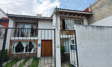 Casa En Venta En Col Casa Blanca Metepec a 1 Cuadra de Paseo Tollocan