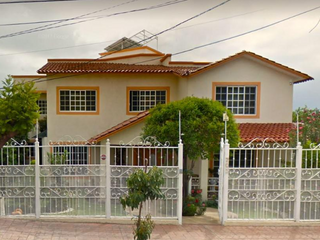 HERMOSA CASA EN LAS ARBOLEDAS, QUERETARO GRAN OPORTUNIDAD DE REMATE BANCARIO