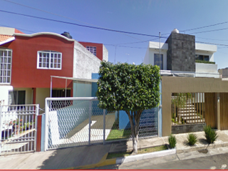 venta de casa en : Abedul #123C, Las Fuentes, CP.59699 Zamora de Hidalgo, Mich.